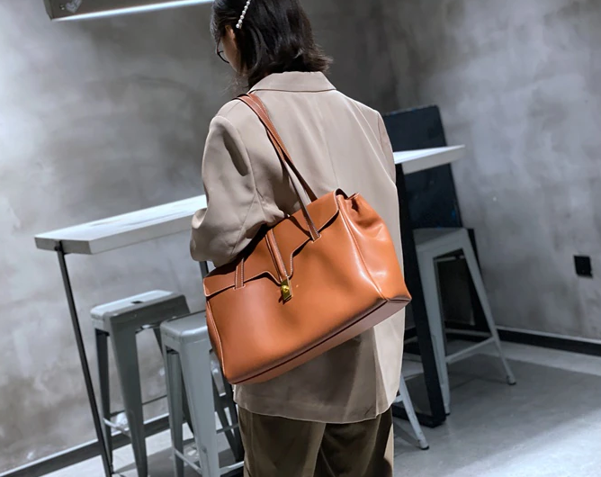 celine soft 16 bag